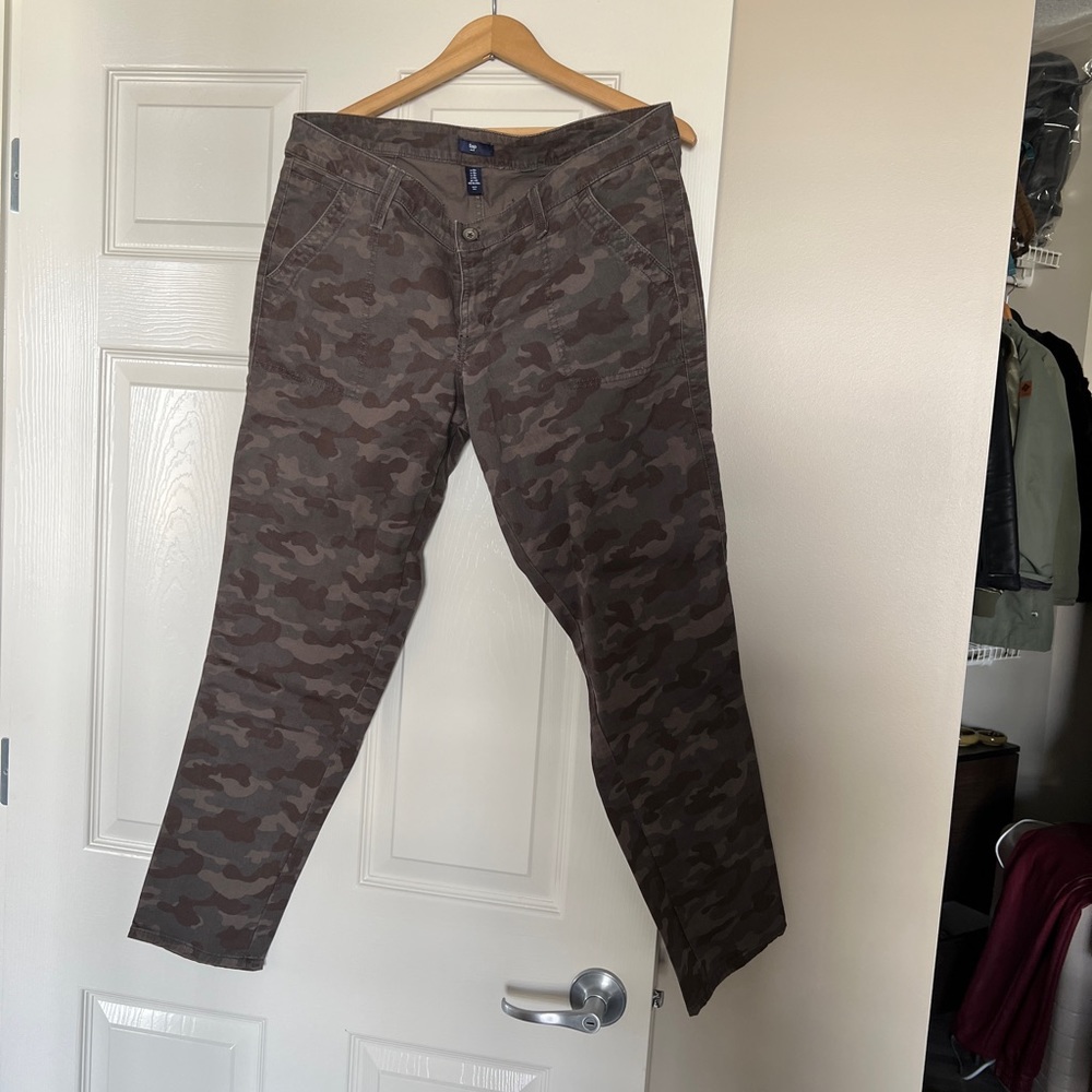 Gap muted camouflage chinos. Straight leg, no stretch.